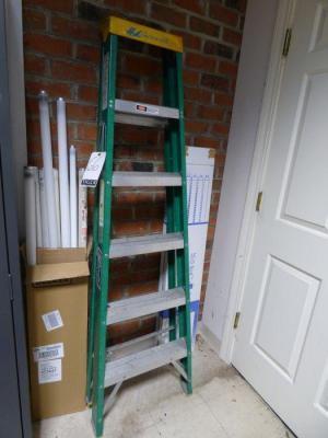 Step Ladder