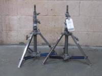 American Studio Low Baby Stand