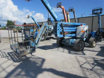 Genie Articulating Boom Lift