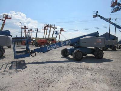 Genie Telescopic Boom Lift