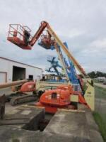 JLG Articulating Boom Lift