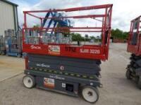 Skyjack Scissor Lift