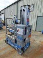 Genie Mast Lift