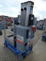 Genie Mast Lift