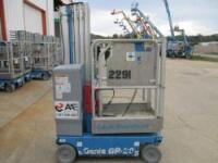 Genie Mast Lift