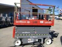 Skyjack Scissor Lift