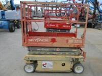 Skyjack Scissor Lift