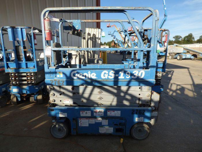 Genie Scissor Lift