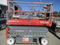 Skyjack Scissor Lift