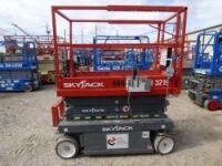 Skyjack Scissor Lift