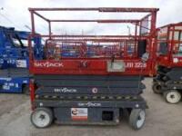 Skyjack Scissor Lift