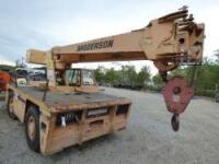 Broderson Carry Deck Crane