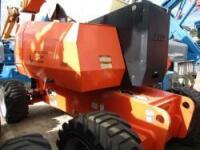 JLG Articulating Boom Lift