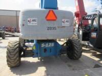 Genie Telescopic Boom Lift