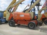 JLG Articulating Boom