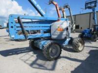 Genie Articulating Boom Lift