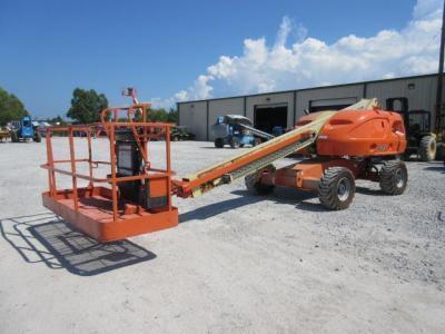 JLG Telescopic Boom Lift