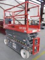 JLG Skyjack Electric Scissor Lift