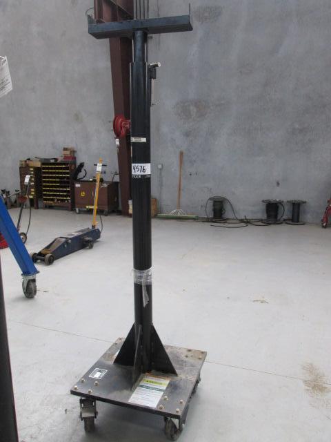 AWP Service Boom Stand