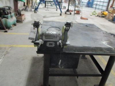 Bench Grinder w/Steel Table