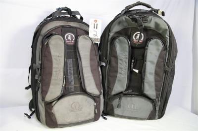 BLACK/GREY TAMRAC EXPEDITION 8X LENS BACKPACKS