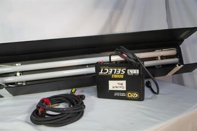 KINO 2 BANK BALLAST RED W/ HEADER CABLE , 4' 2 BANK KINO HOUSING AND MALE PIN MOUNTING BACK PLATE