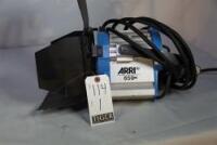 ARRI 650W PLUS TUNGSTEN FRESNEL LIGHT