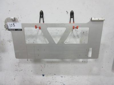 M & R TRI LOC Pallet