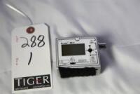 DENECKE SB-4 TIMECODE BOX