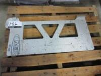 M & R TRI LOC Pallet