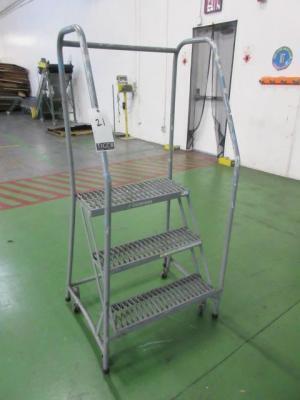 3 Step Rolling Ladder