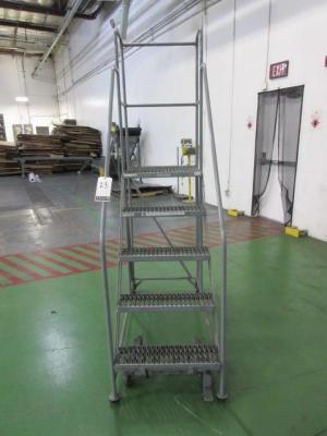 5 Step Rolling Work Platform Ladder