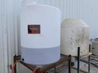 Water/Detergent Tanks