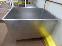 Stainless Steel Rolling Tub