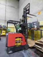 Raymond Pacer Forklift