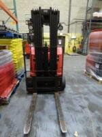 Raymond Pacer Forklift