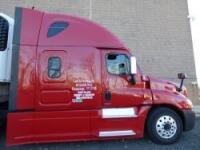 2015 Freightliner Cascadia 125 Sleeper Truck