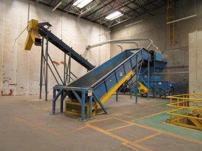 Wood Pallet/Chipping Line
