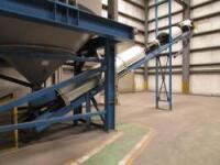Inclined Belt Conveyer w/Truck Loadout Hopper