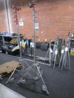 Matthews Hi Hi Roller Stand