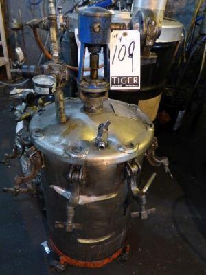 Stainless Steel Pressure Vessels