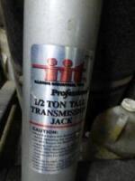 1/2 Ton Transmission Jack
