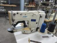 Single Needle Sewing Machine