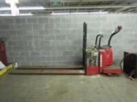 Walk/Ride Behind Pallet Jack