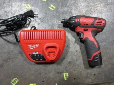 M12 Cordless Screwdriver