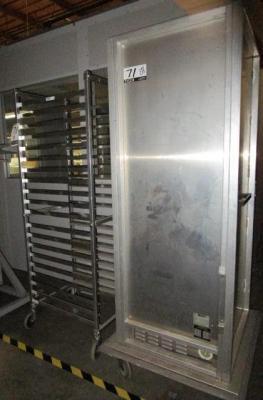 Heated Holding Cabinet & Pan Rack
