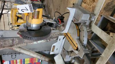 DeWalt Compound Miter Saw