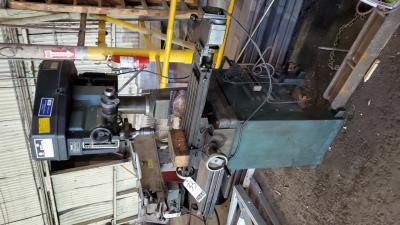 Rong Fu Milling & Drilling Machine