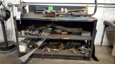 Mobile Workbench w/Bench Vise