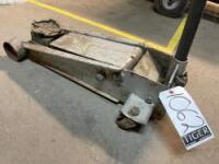 Hydraulic Floor Jack